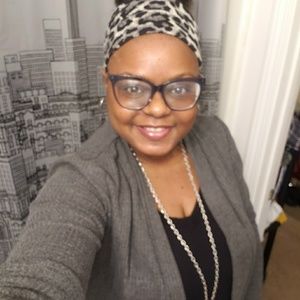 Meet your Posher, Katina